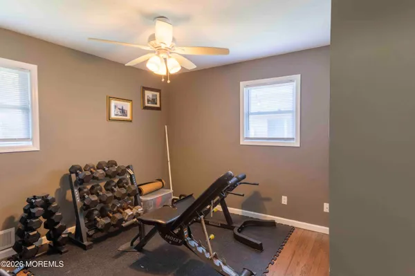 $429,900 | 834 Brookside Drive, Toms River, NJ 08753