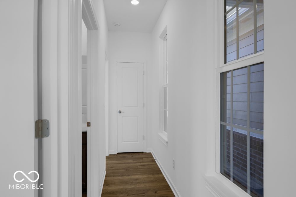 1123 Authentic Lane Indianapolis, IN 46239 - Photo 2 of 43