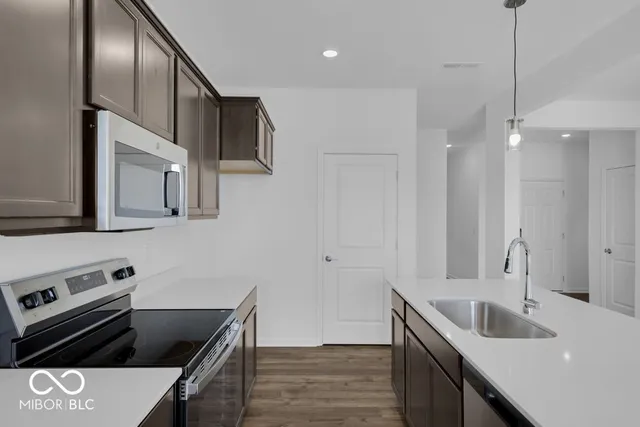 $289,999 | 1123 Authentic Lane, Indianapolis, IN 46239