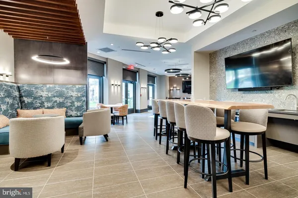 $375,000 | 3101 North Hampton Drive, Unit 1614, Alexandria, VA 22302