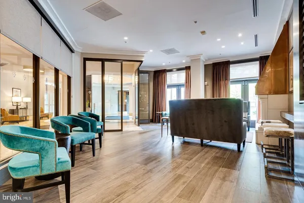 $375,000 | 3101 North Hampton Drive, Unit 1614, Alexandria, VA 22302