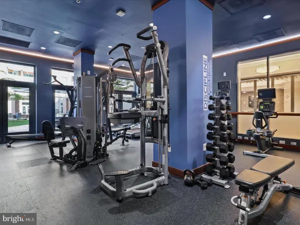 $375,000 | 3101 North Hampton Drive, Unit 1614, Alexandria, VA 22302