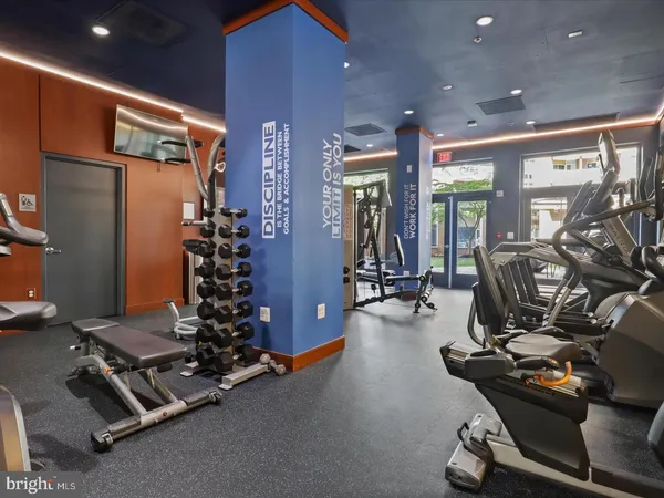 $375,000 | 3101 North Hampton Drive, Unit 1614, Alexandria, VA 22302