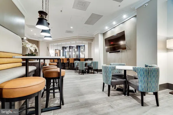 $375,000 | 3101 North Hampton Drive, Unit 1614, Alexandria, VA 22302