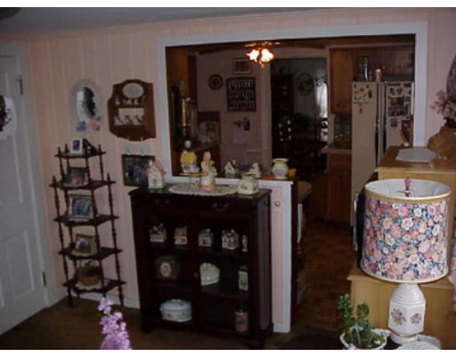 10 Collins Street Worcester, MA 01606 - Photo 11 of 18 Gallery Image 11
