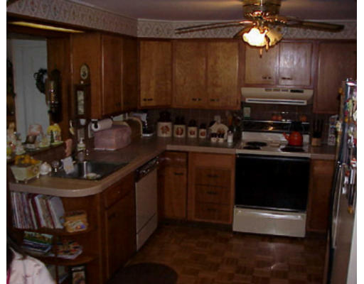 10 Collins Street Worcester, MA 01606 - Photo 10 of 18 Gallery Image 10