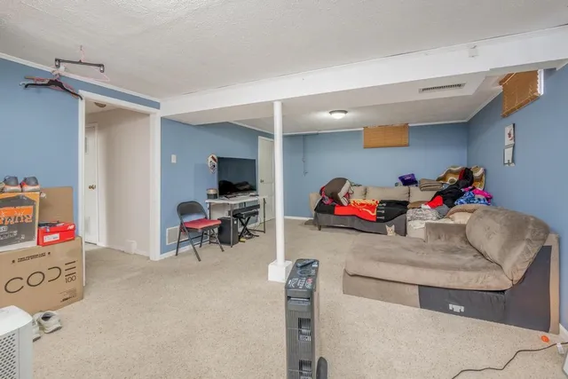 $120,000 | 2433 Menlo Street East, Wichita, KS 67211