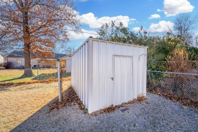 $120,000 | 2433 Menlo Street East, Wichita, KS 67211