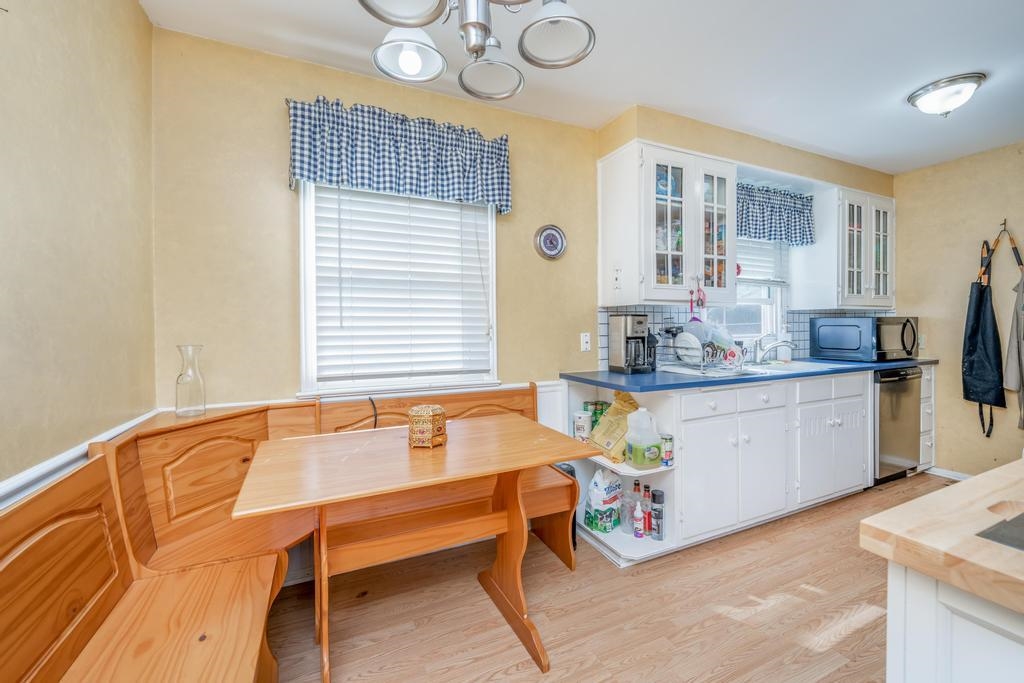 2433 Menlo Street East Wichita, KS 67211 - Photo 10 of 30