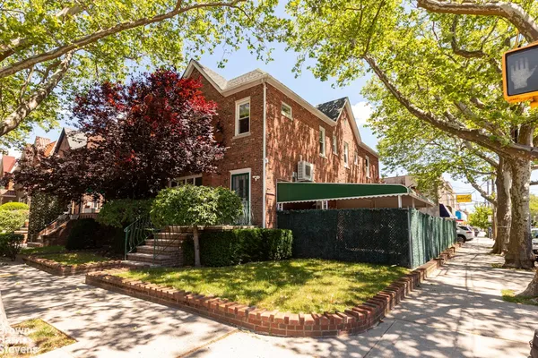 $1,699,000 | 1891 East 29th Street | Madison