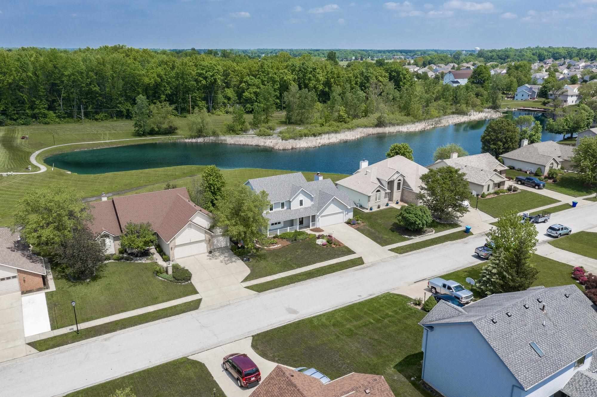 1420 Holly Ridge Run Fort Wayne, IN 46845 - Photo 4 of 36 Gallery Image 4