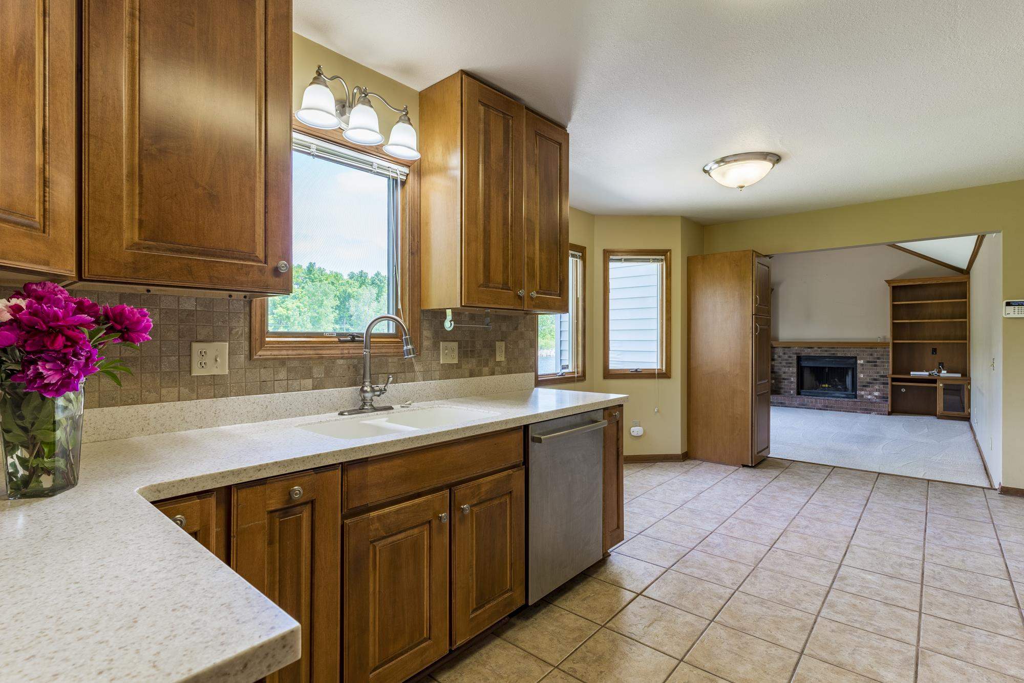 1420 Holly Ridge Run Fort Wayne, IN 46845 - Photo 8 of 36 Gallery Image 8