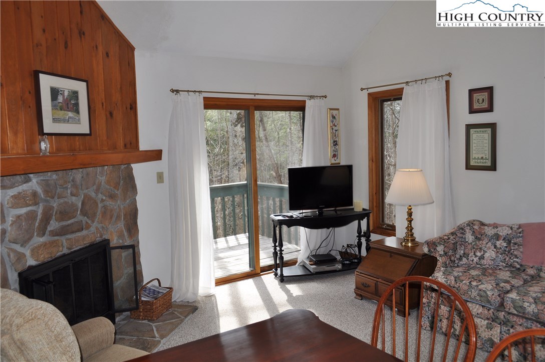 240 South Slope Road, Unit 3 Banner Elk, NC 28604 - Photo 10 of 22 Gallery Image 10