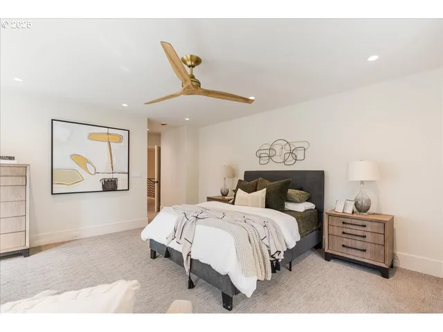 $1,665,000 | 990 Lund Street, Lake Oswego, OR 97034