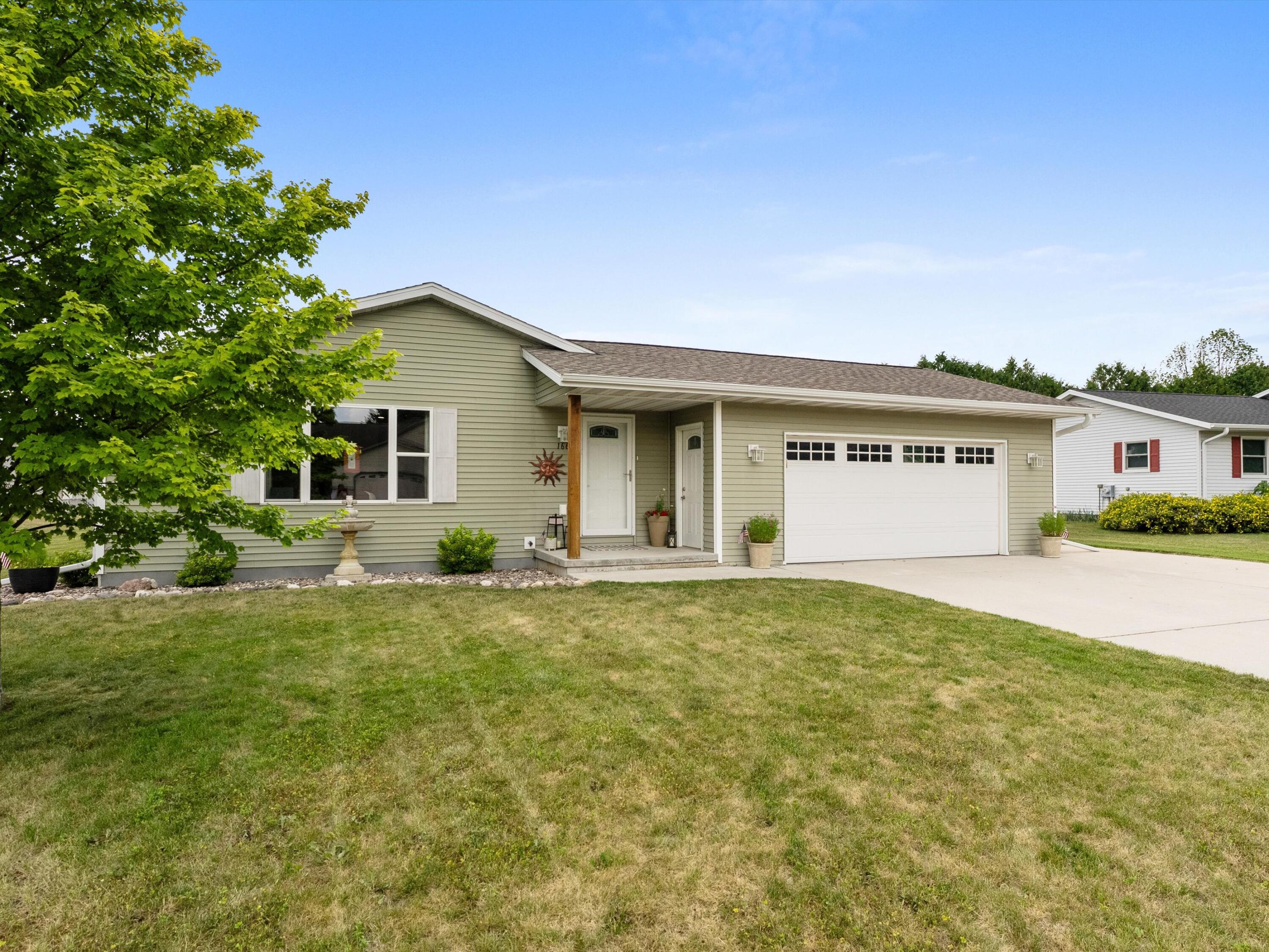 166 Hoover Street Whitelaw, WI 54247 - Photo 2 of 30 01-DSC00498