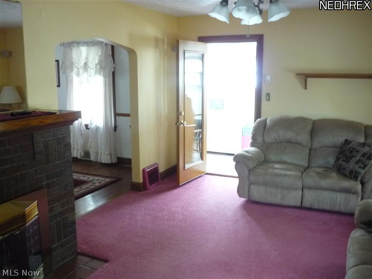 234 Como Street Struthers, OH 44471 - Photo 2 of 7 Gallery Image 2