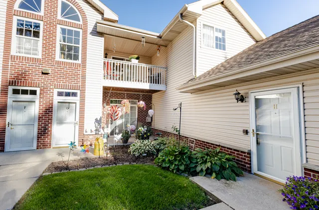 $324,000 | N43W32953 Rasmus Road, Unit 3H, Nashotah, WI 53058