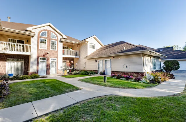 $324,000 | N43W32953 Rasmus Road, Unit 3H, Nashotah, WI 53058