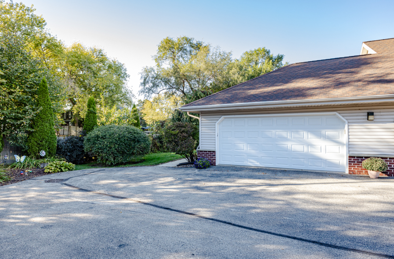 N43W32953 Rasmus Road, Unit 3H Nashotah, WI 53058 - Photo 46 of 52 Garage