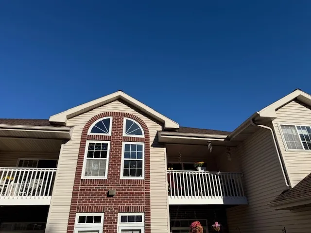 $324,000 | N43W32953 Rasmus Road, Unit 3H, Nashotah, WI 53058