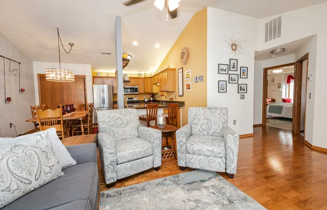 $324,000 | N43W32953 Rasmus Road, Unit 3H, Nashotah, WI 53058