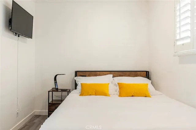 $3,500 | 1071 Newport Avenue, Long Beach, CA 90804