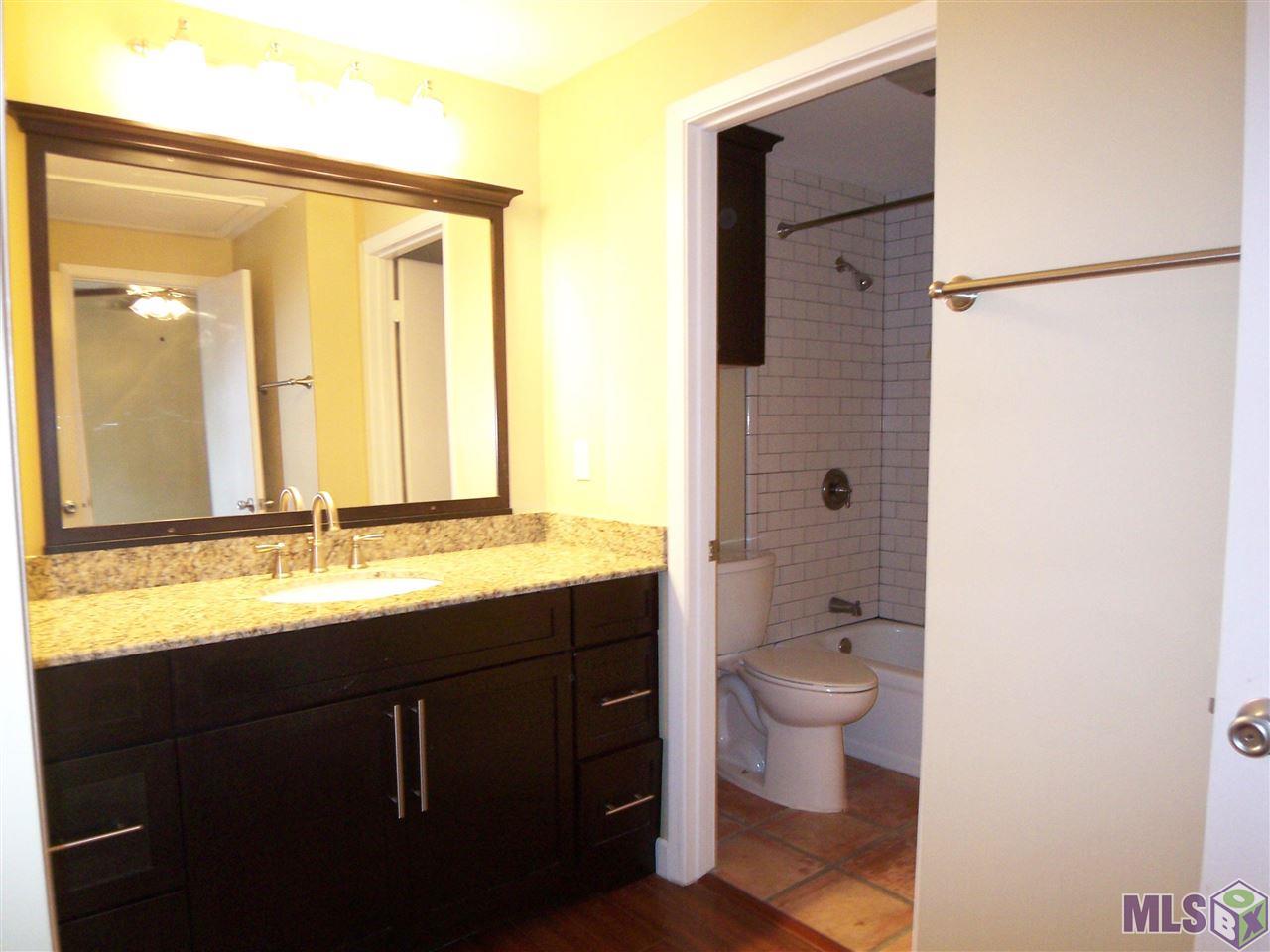 8029 Summa Avenue, Unit A Baton Rouge, LA 70809 - Photo 14 of 28
