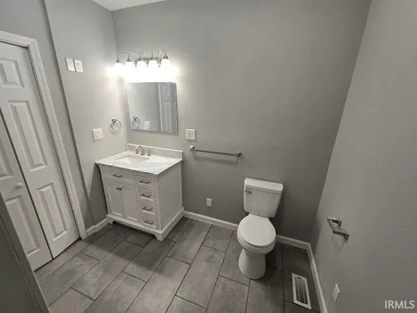 $239,000 | 811 North Church Street, Sharpsville, IN 46068