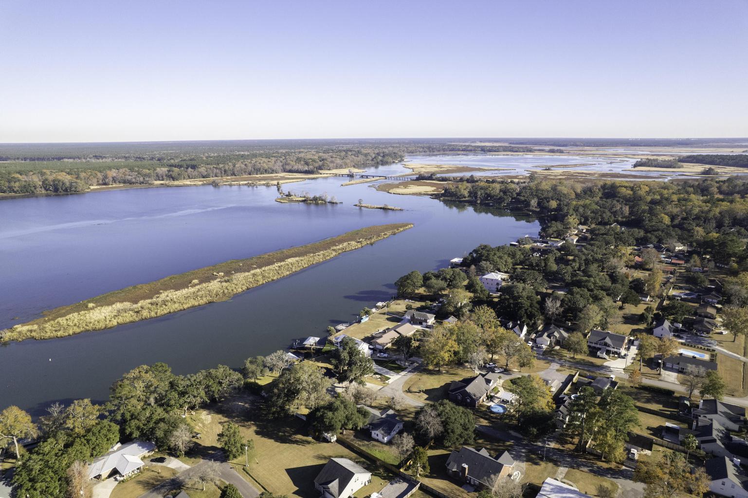 1822 State Rd S-8-684 Moncks Corner, SC 29461 - Photo 27 of 31 20260506195859003879000000-o