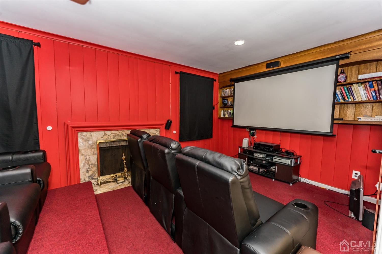 290 Roberts Road Orange, NJ 07050 - Photo 6 of 31 Gallery Image 6