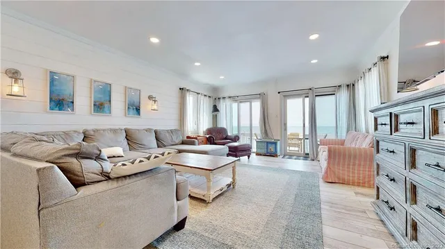 $3,950 | 47 A Melba Street, Milford, CT 06460