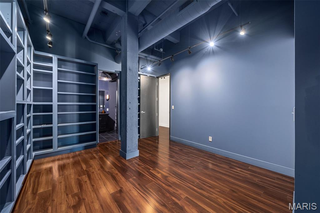 3010 Locust Street, Unit 208 St. Louis, MO 63103 - Photo 23 of 26