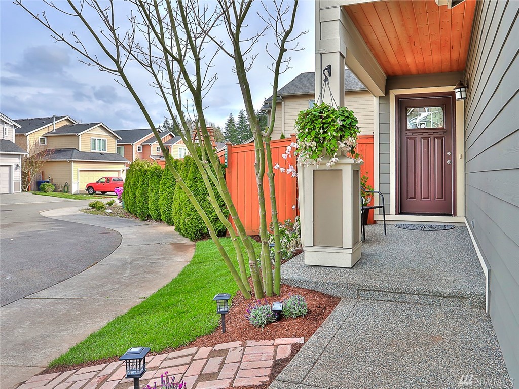 24 194th Street Southwest Bothell, WA 98012 - Photo 2 of 25