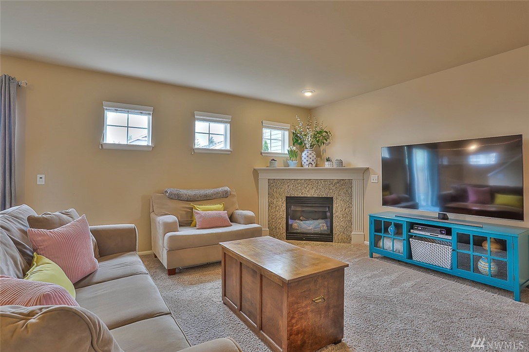 24 194th Street Southwest Bothell, WA 98012 - Photo 4 of 25