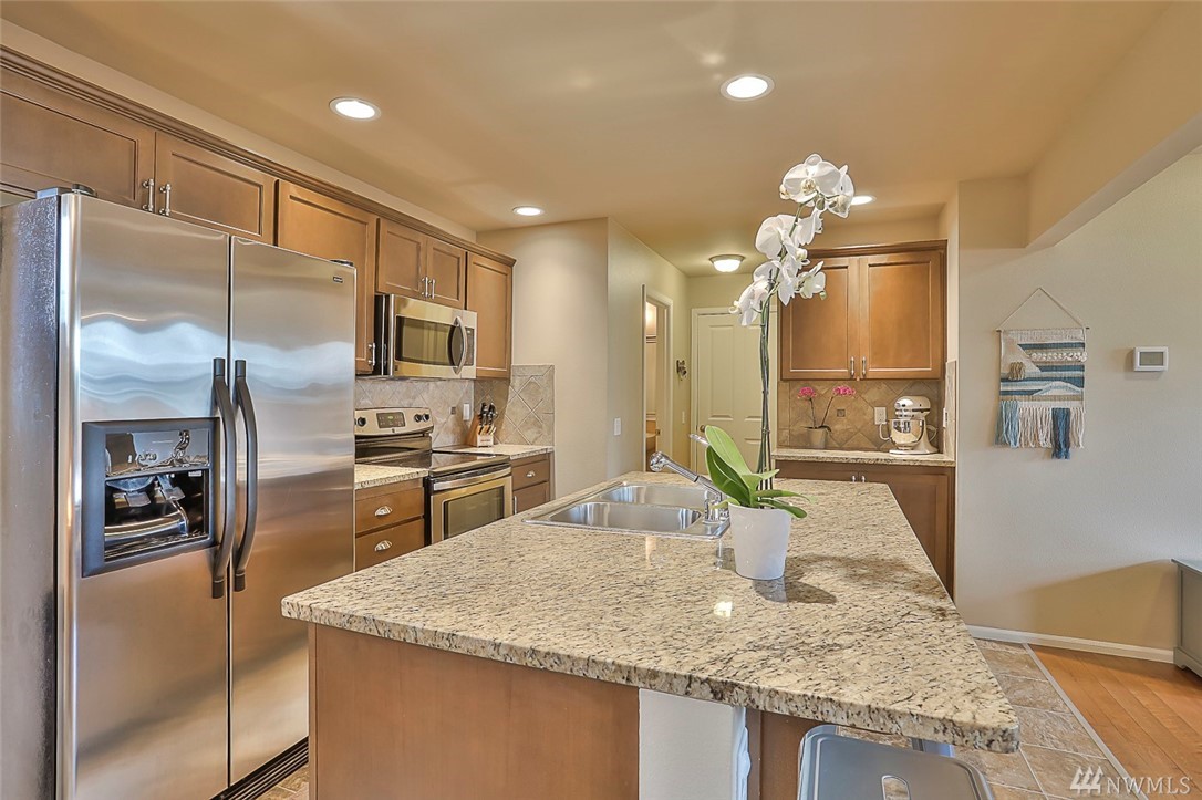 24 194th Street Southwest Bothell, WA 98012 - Photo 9 of 25