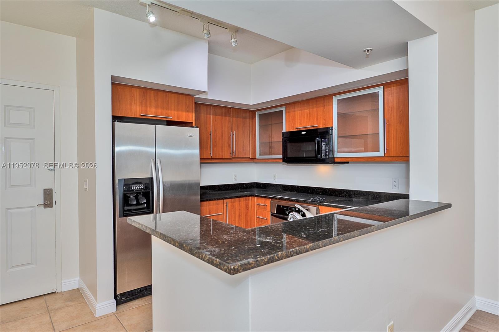 888 Douglas Road, Unit 1606 Coral Gables, FL 33134 - Photo 8 of 26