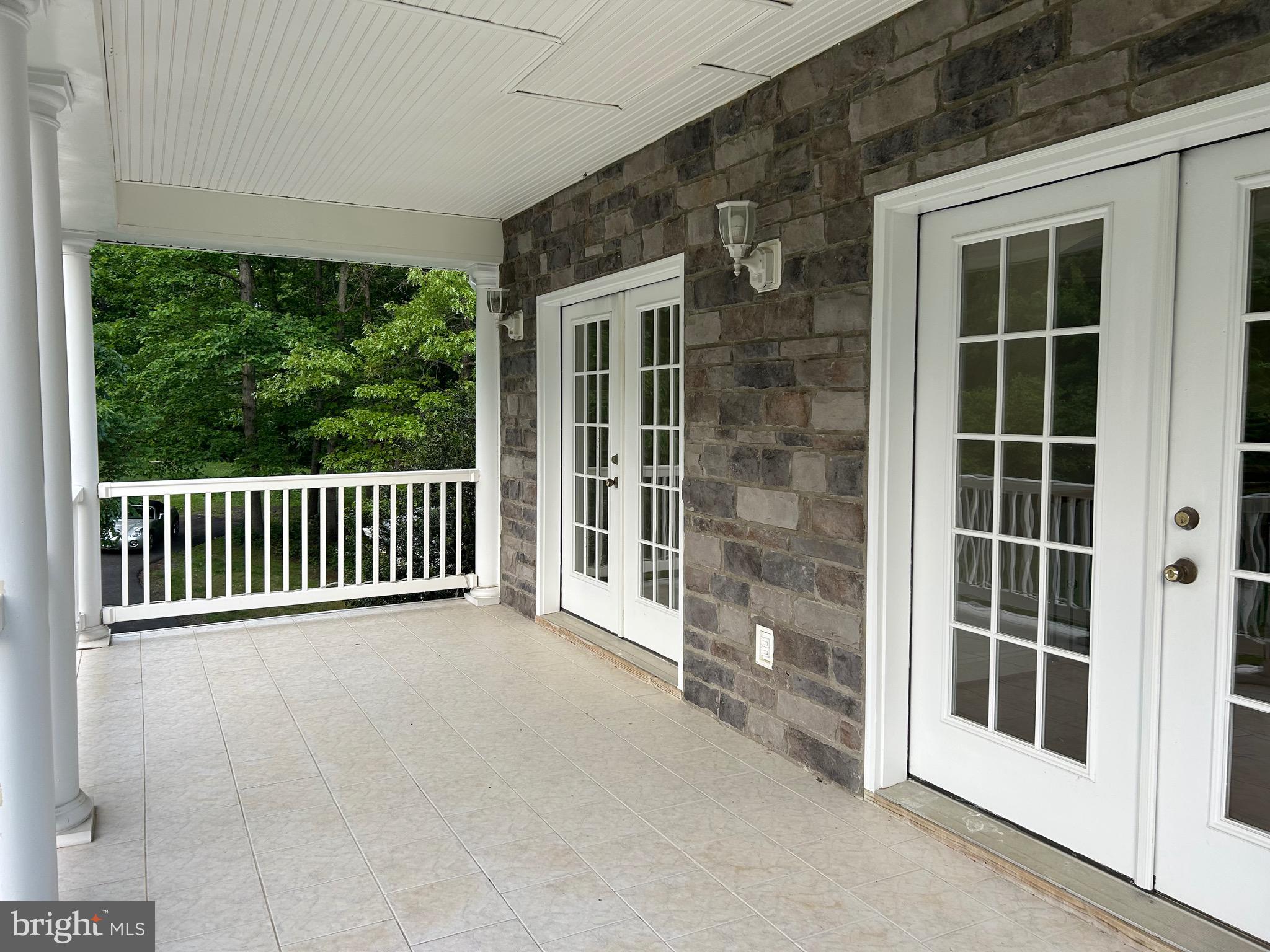 10409 Lees Mill Road Warrenton, VA 20186 - Photo 41 of 57 UPPER BALCONY