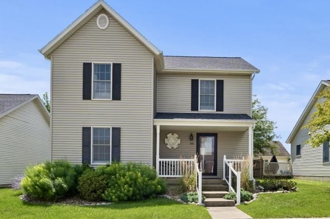 1103 Perry Lane Normal, IL 61761 - Photo 1 of 22 Gallery Image 1