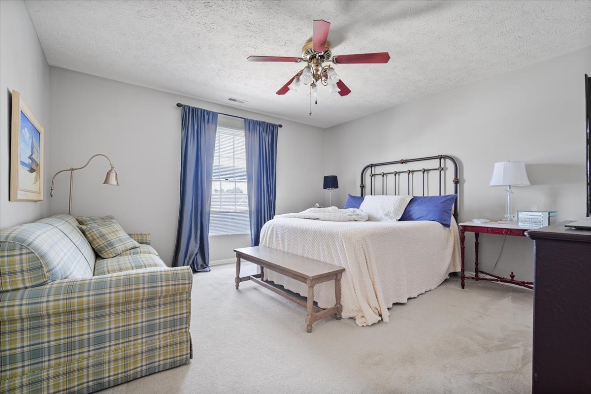 1103 Perry Lane Normal, IL 61761 - Photo 9 of 22 Gallery Image 9