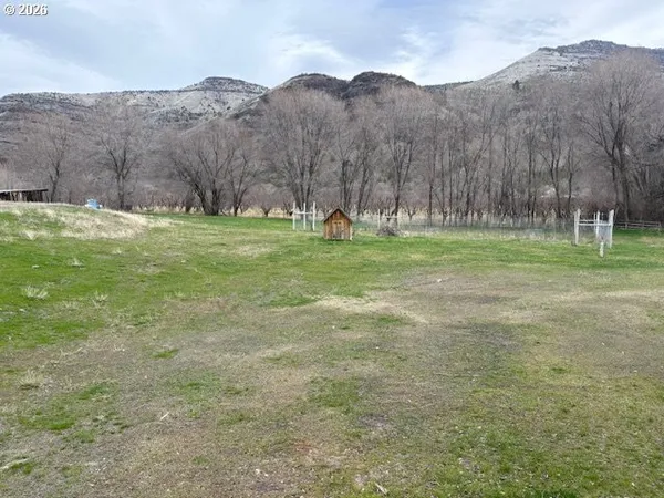 $375,000 | 41345 Highway 19, Kimberly, OR 97848