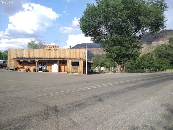 $375,000 | 41345 Highway 19, Kimberly, OR 97848