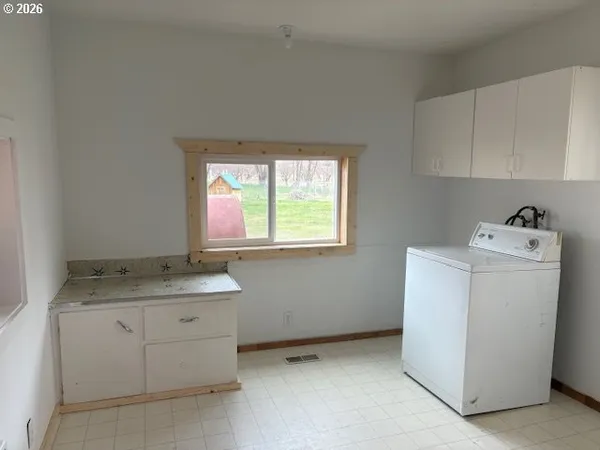 $375,000 | 41345 Highway 19, Kimberly, OR 97848