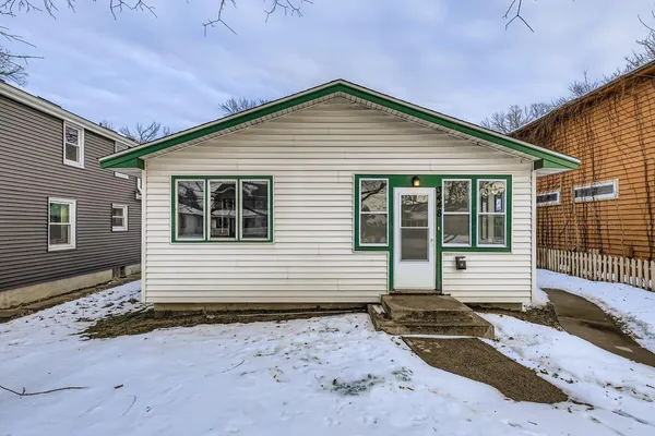 $3,400 | 3448 Grimes Avenue North, Robbinsdale, MN 55422