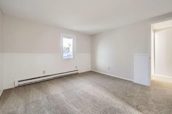 $3,400 | 3448 Grimes Avenue North, Robbinsdale, MN 55422