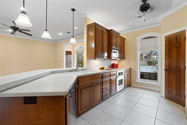 $369,000 | 402 Cedar Meadow Circle, Amarillo, TX 79124