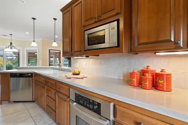 $369,000 | 402 Cedar Meadow Circle, Amarillo, TX 79124