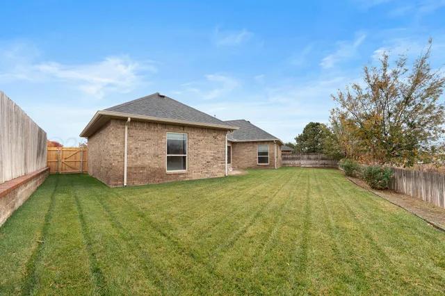 $369,000 | 402 Cedar Meadow Circle, Amarillo, TX 79124