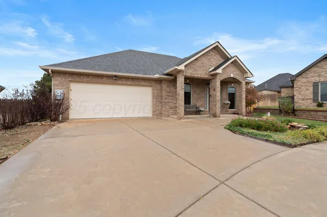 $369,000 | 402 Cedar Meadow Circle, Amarillo, TX 79124