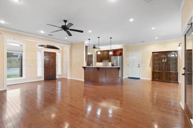 $369,000 | 402 Cedar Meadow Circle, Amarillo, TX 79124