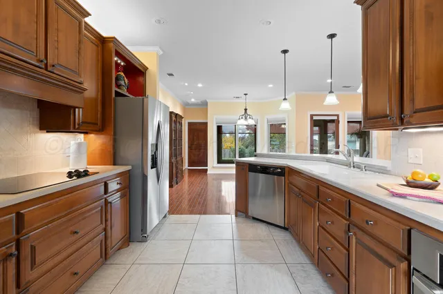 $369,000 | 402 Cedar Meadow Circle, Amarillo, TX 79124